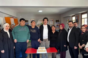 Ak Parti İl Başkanımız Ceyda ÇETİN ERENLER Derneğimizi Ziyaret Etti