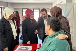Ak Parti İl Başkanımız Ceyda ÇETİN ERENLER Derneğimizi Ziyaret Etti
