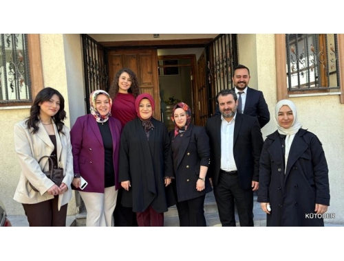 Ak Parti İl Başkanımız Ceyda ÇETİN ERENLER Derneğimizi Ziyaret Etti