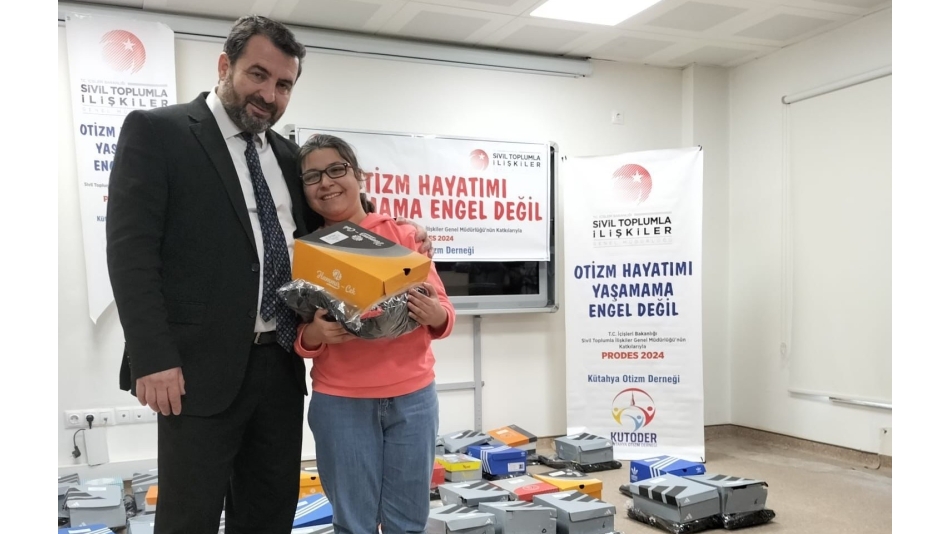 Projemiz Kapsamında Alınan Spor Malzemeleri Çocuklarımıza Teslim Edildi.