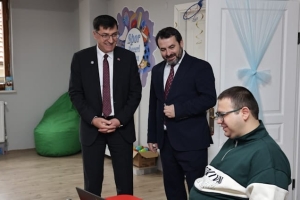 Kütahya Belediye Başkanımız Eyüp Kahveci Derneğimizi Ziyaret Etti