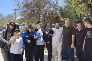 Çocuklarımız Maç Öncesi Seremonide.