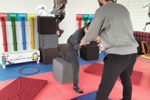 Jimnastik Eğitimlerimiz Devam Ediyor.