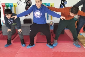 Jimnastik Eğitimlerimiz Devam Ediyor.