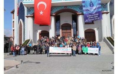 Otizm Farkındalık Yürüyüşünü Geniş Bir Katılım İle Gerçekleştirdik.