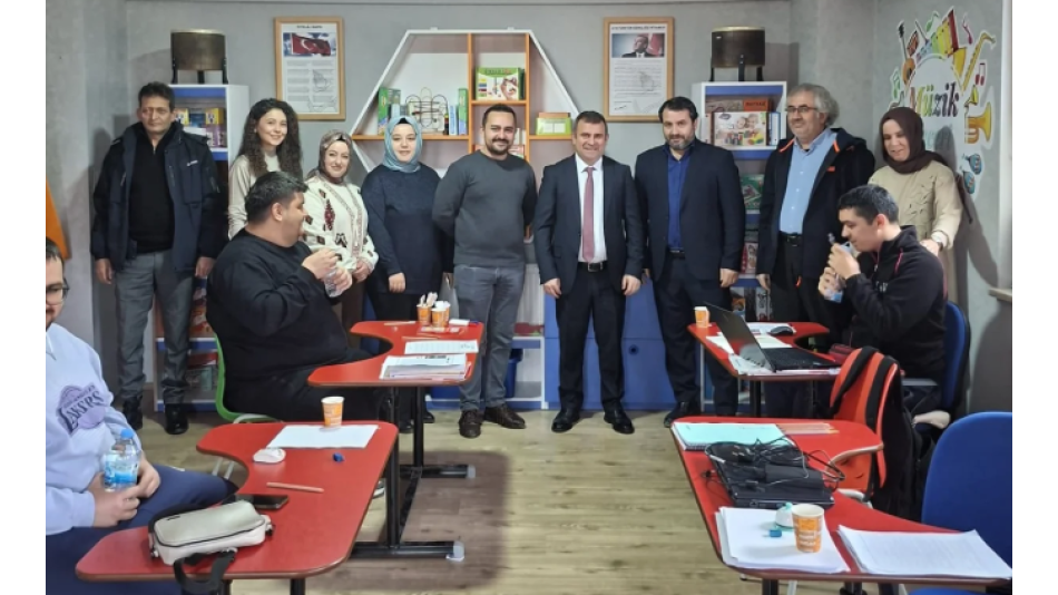 İl Sivil Toplumla İlişkiler Müdürü Sayın Ömer KARAKAYA Derneğimize Bir Ziyaret Gerçekleştirdi. 